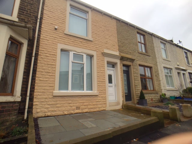 House Catlow Hall Street in Hyndburn