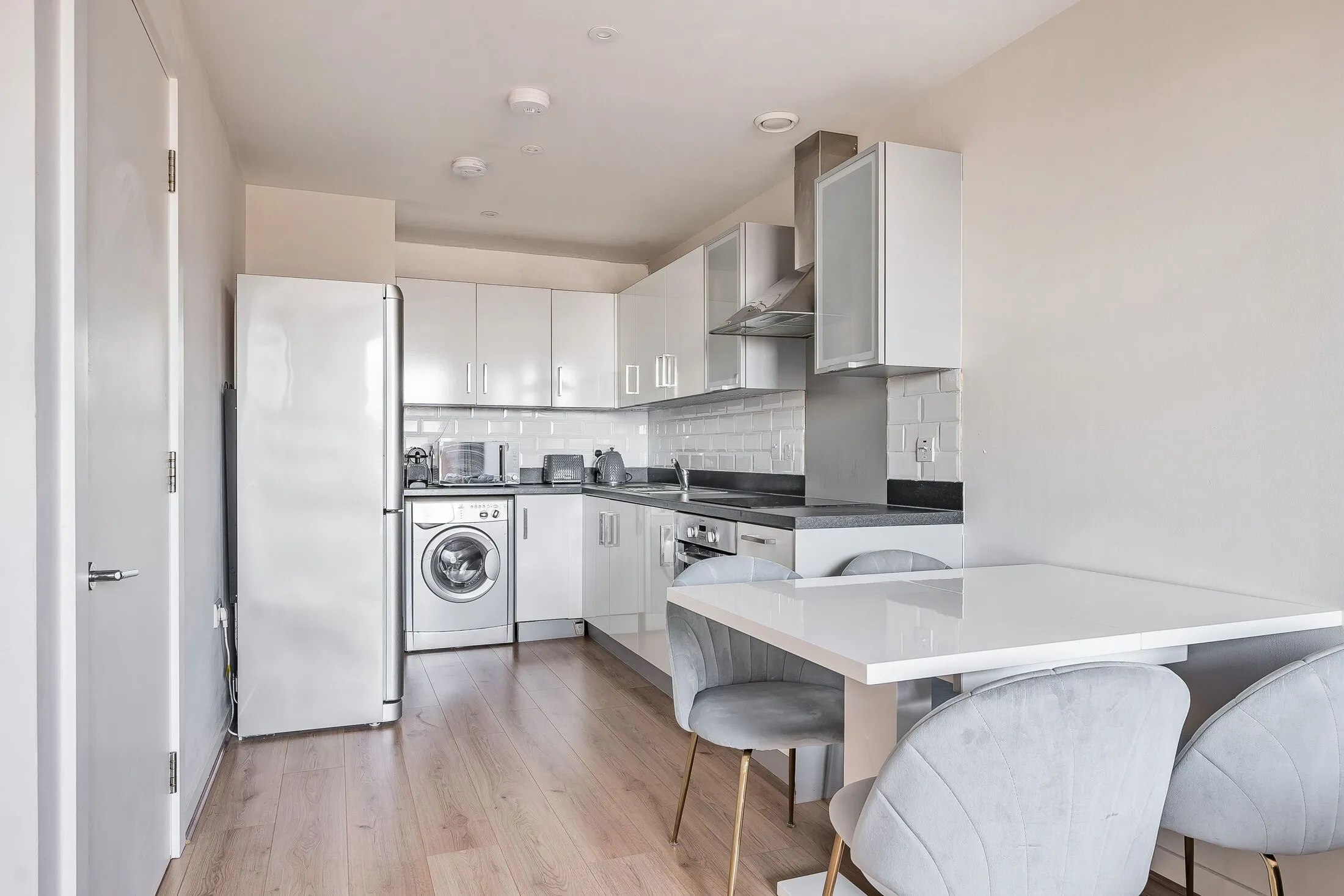 Flat Gatliff Road in City of Westminster