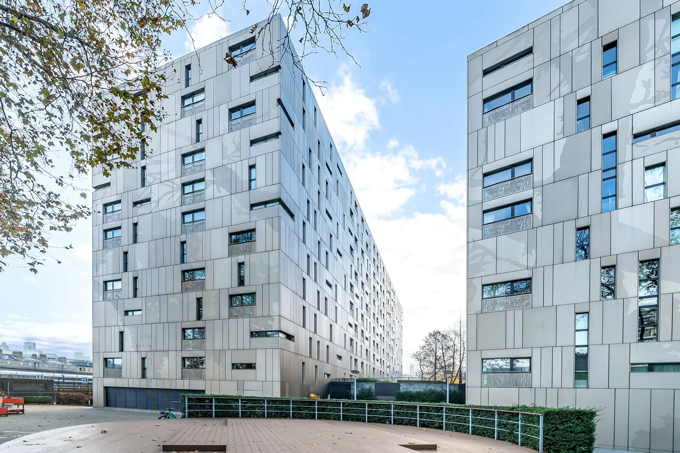 Flat Gatliff Road in City of Westminster