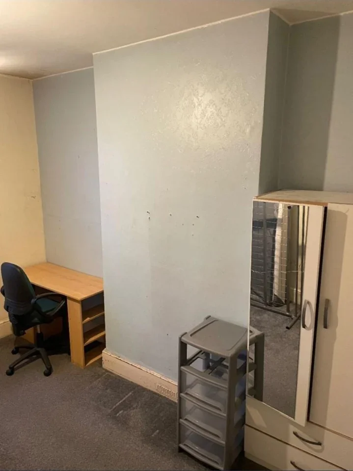 Room Green Lane in Greater London