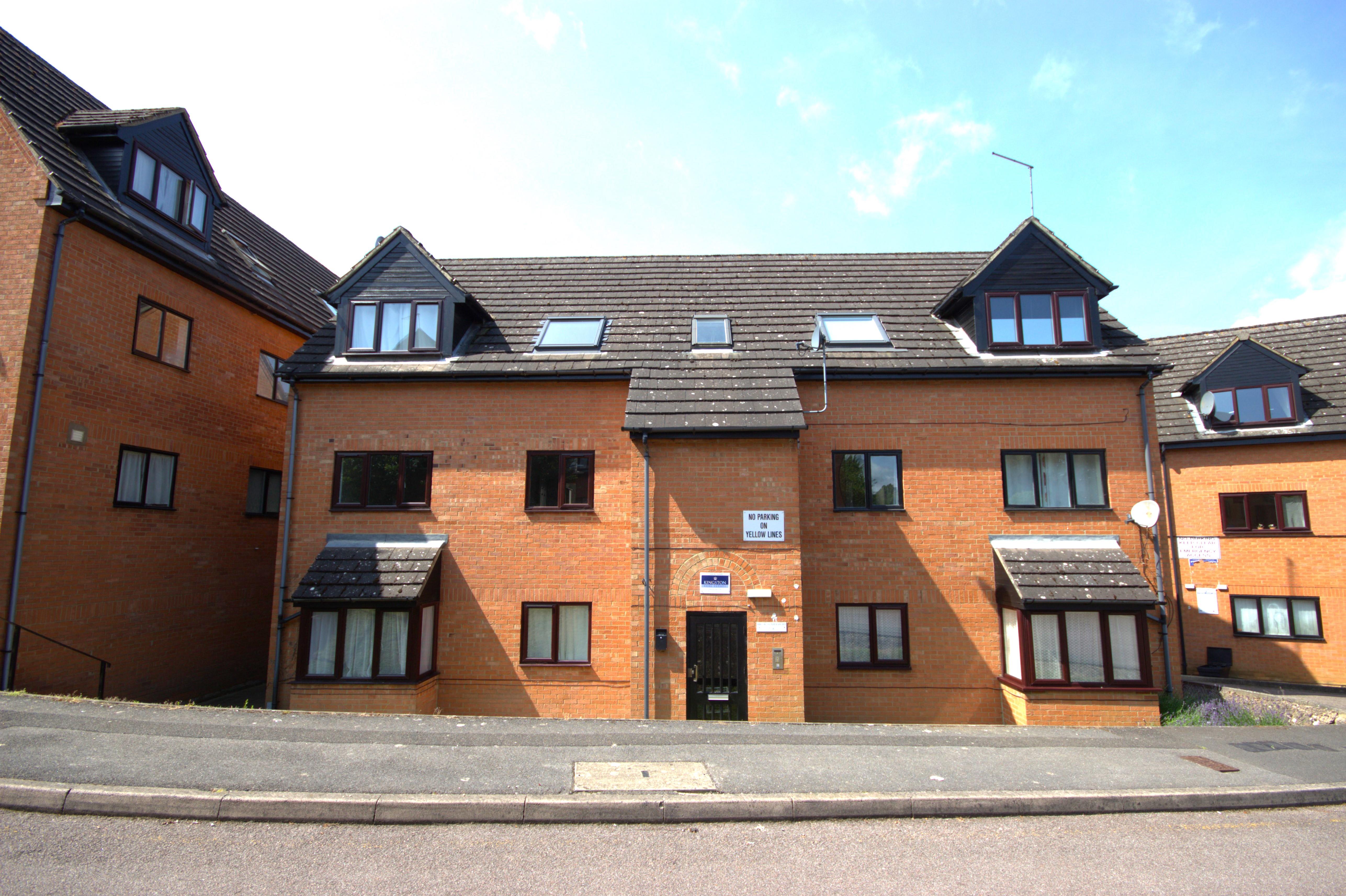 Flat Portland Road in Rushden