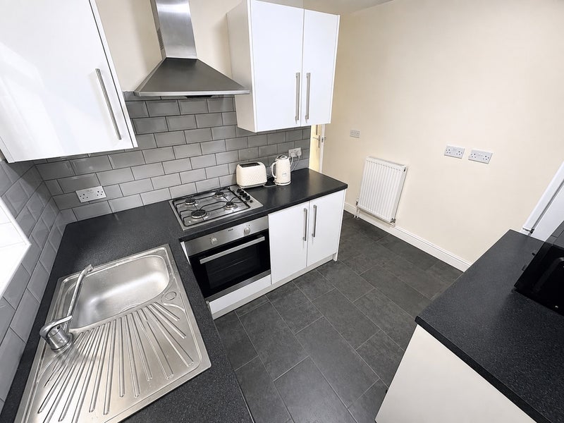 Room Tiverton Road in Birmingham