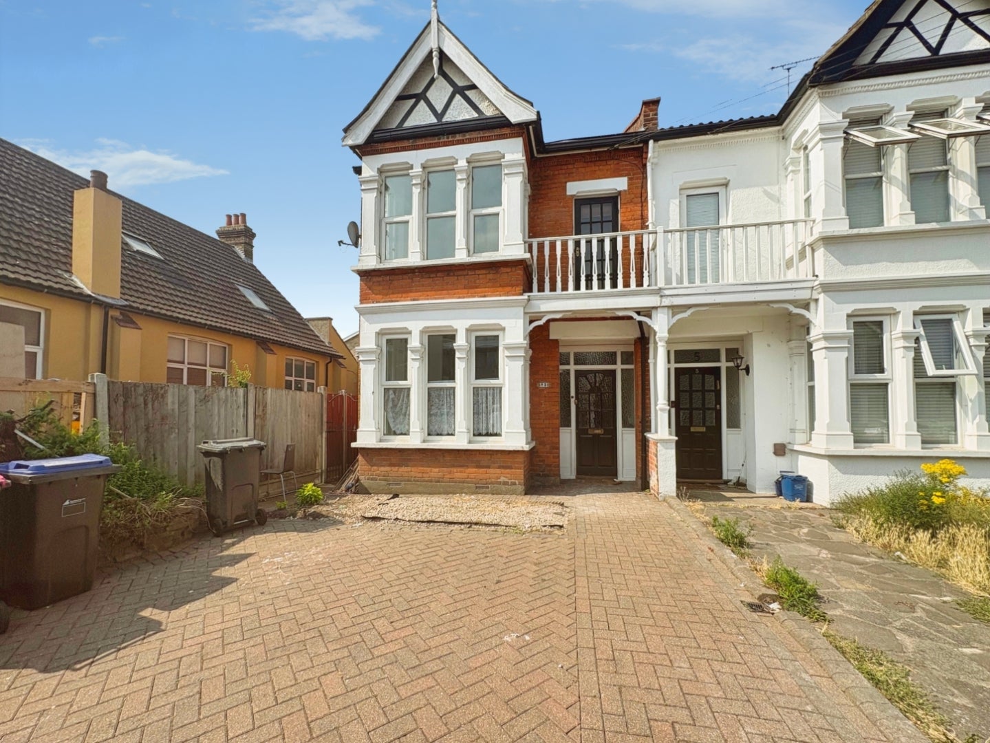 House Gainsborough Drive in Southend-on-Sea