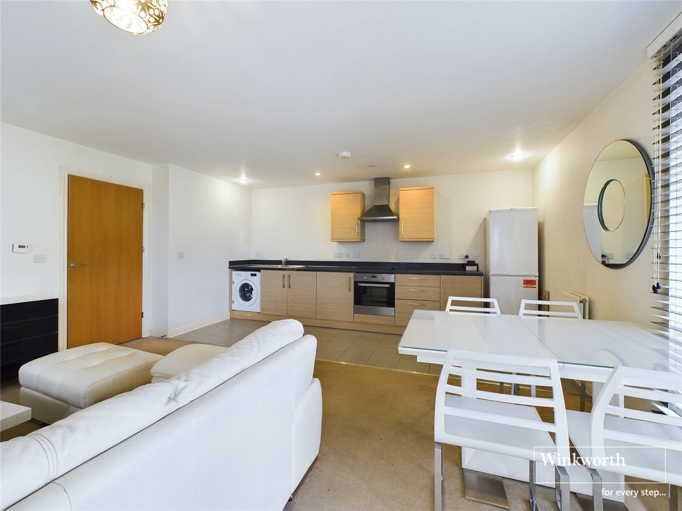 Flat Joslin Avenue in Greater London