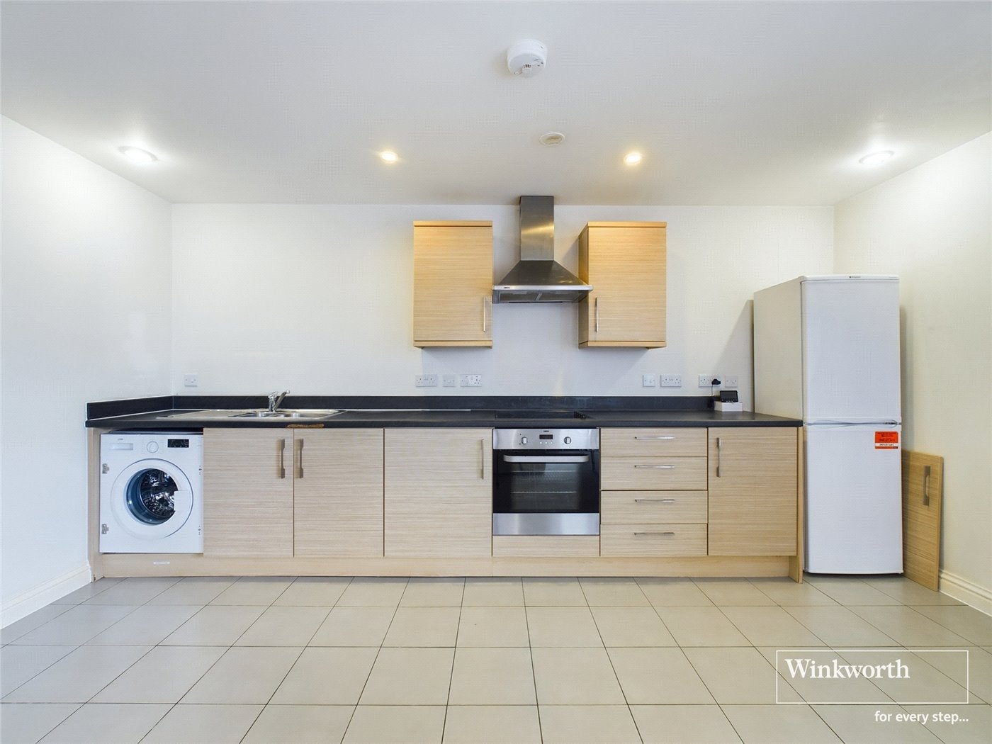 Flat Joslin Avenue in Greater London