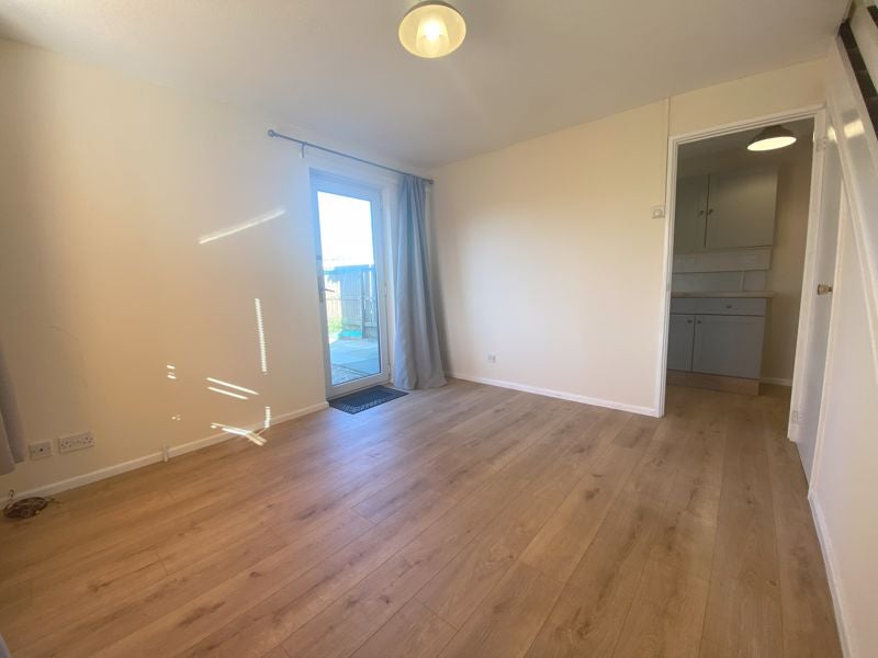 House Caldy Close in Newport