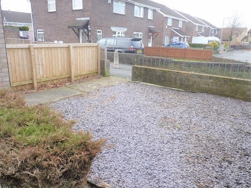 House Caldy Close in Newport