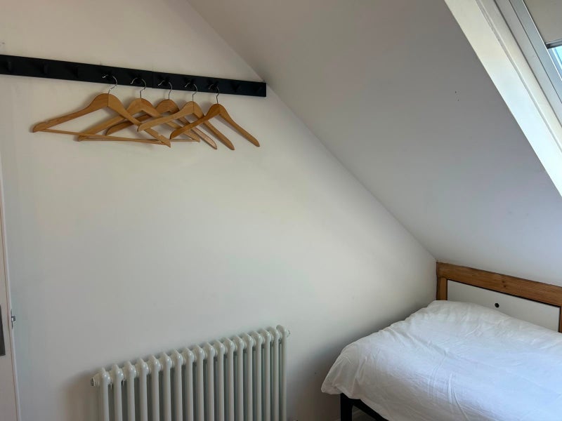 Room Wavertree Road in Greater London