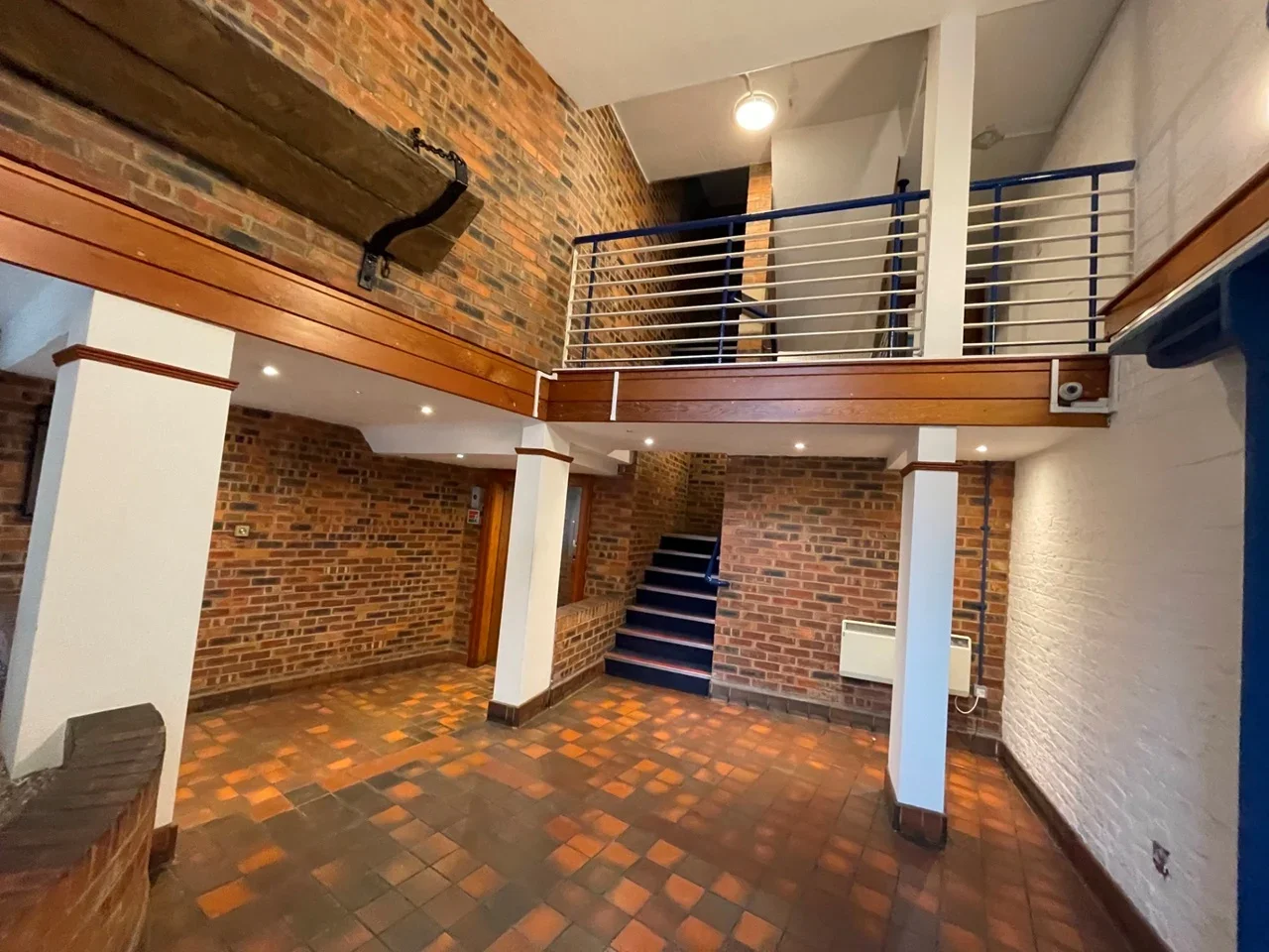 Flat Shad Thames in Greater London