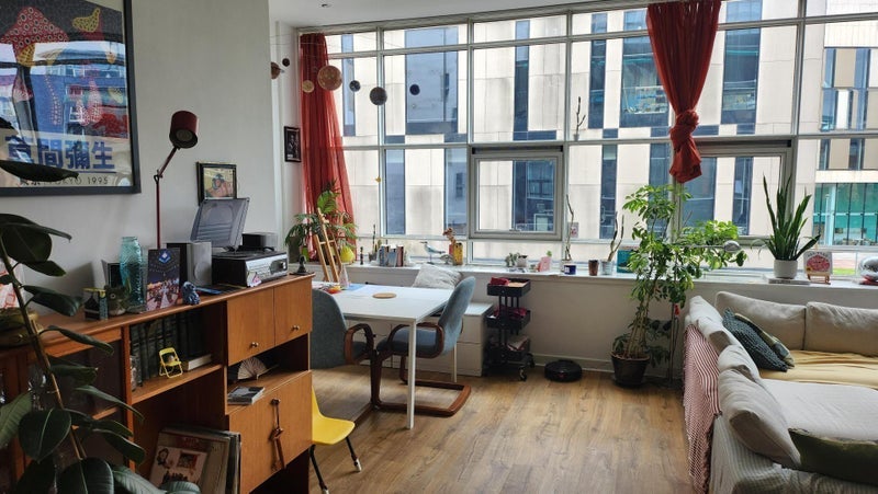 Room Albion Street in Glasgow