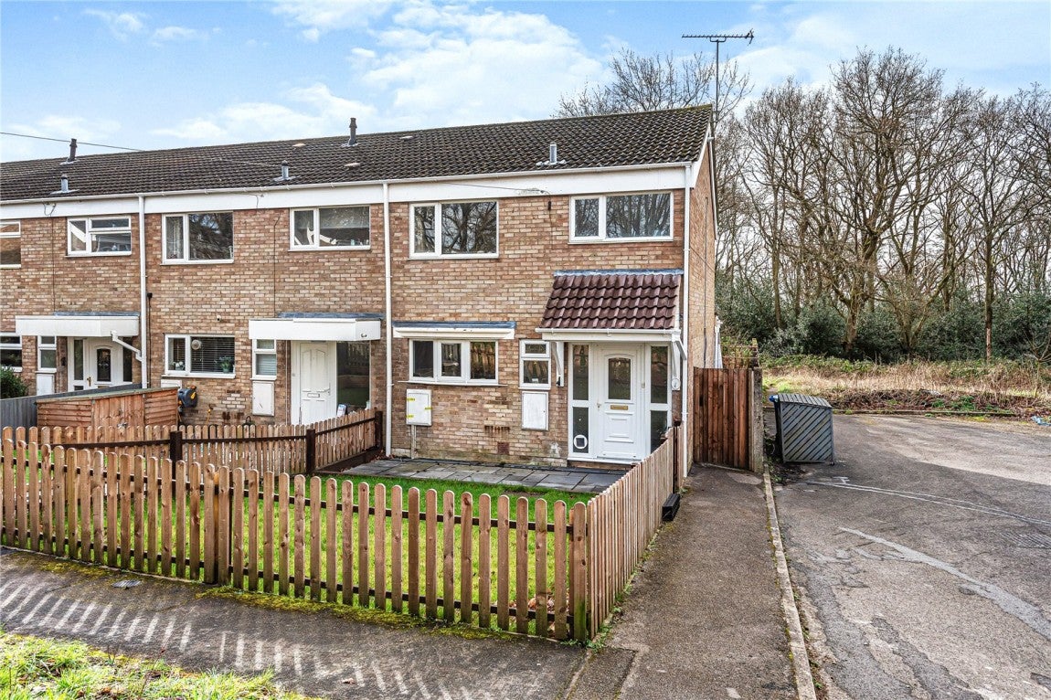 House South Meadow in Crowthorne