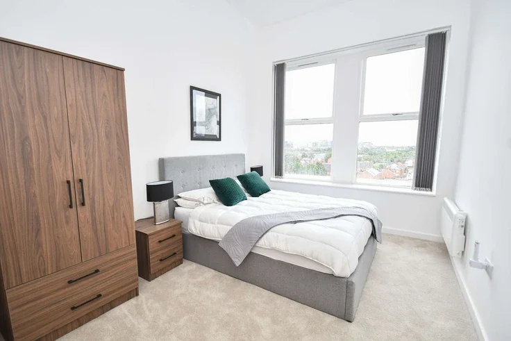 Flat Lower Vickers Street in Manchester