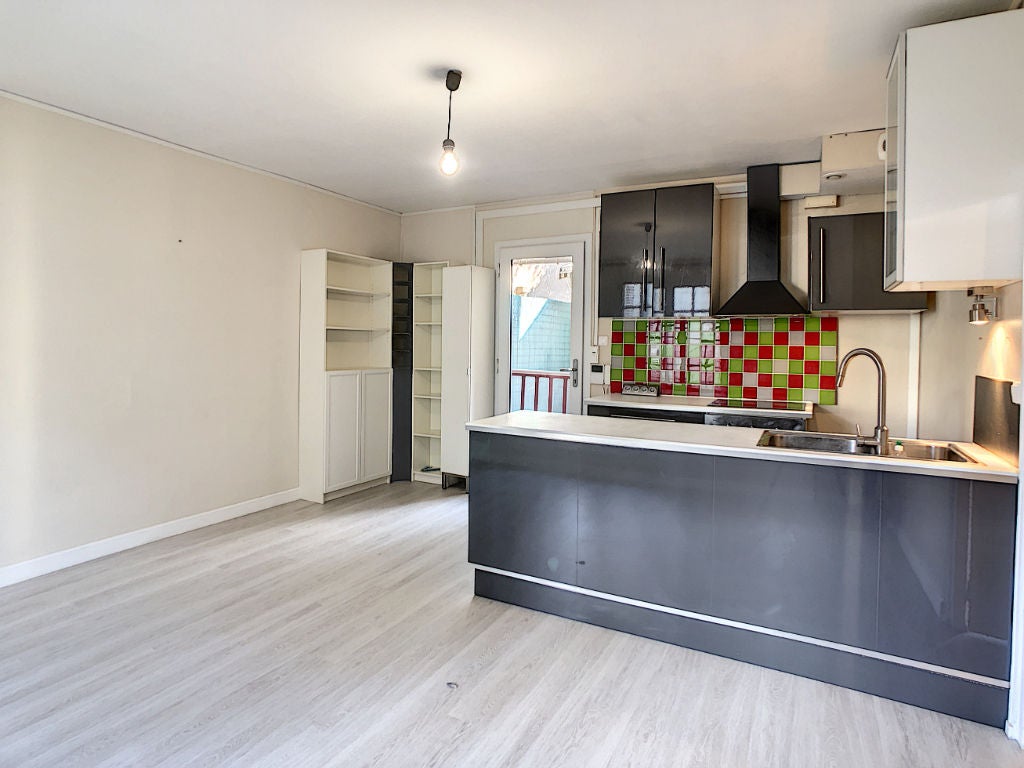 Flat Rue des Halles in Tours