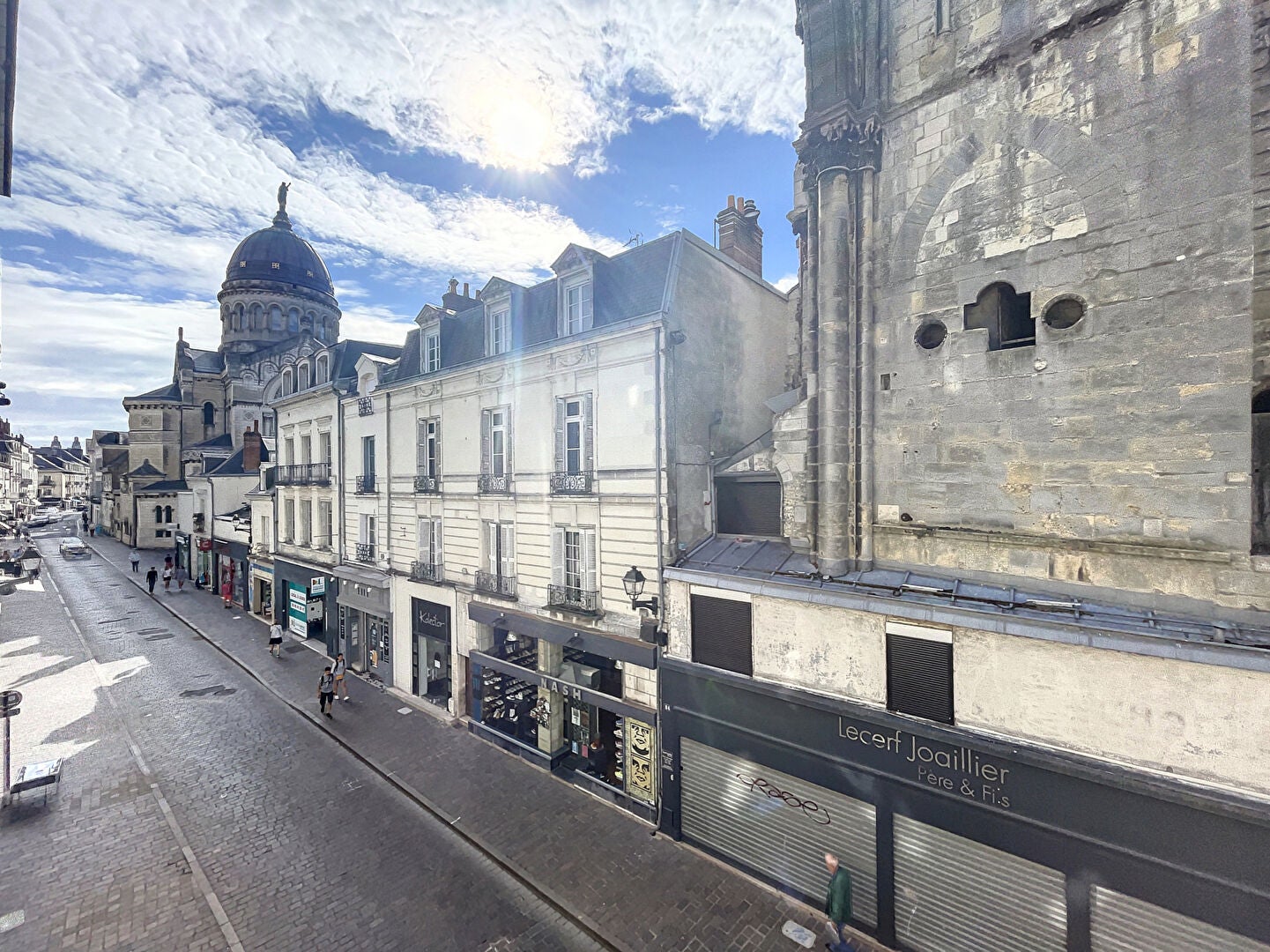 Flat Rue des Halles in Tours