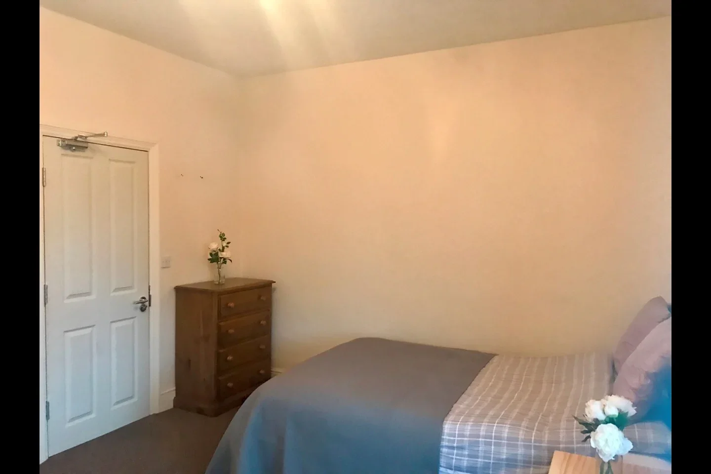 Room Johnson Road in Birmingham