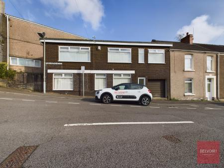 Flat Caebricks Road in Swansea
