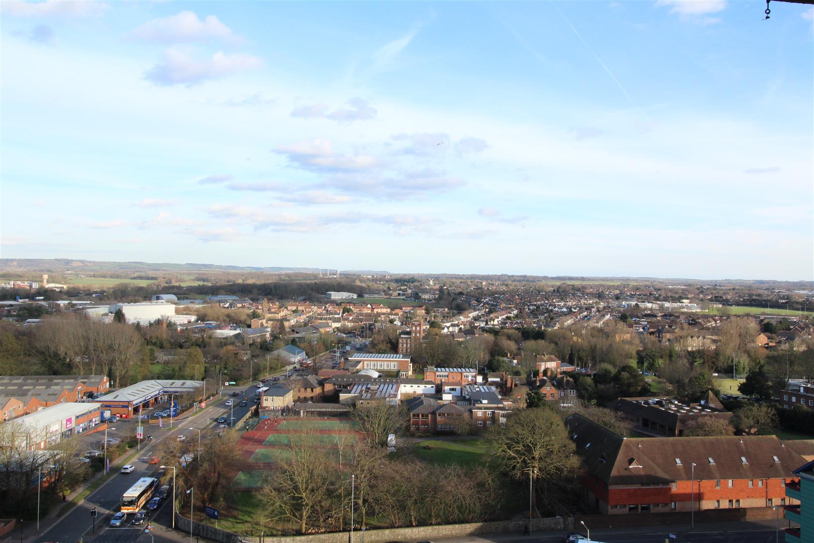 Flat Park Street in Ashford