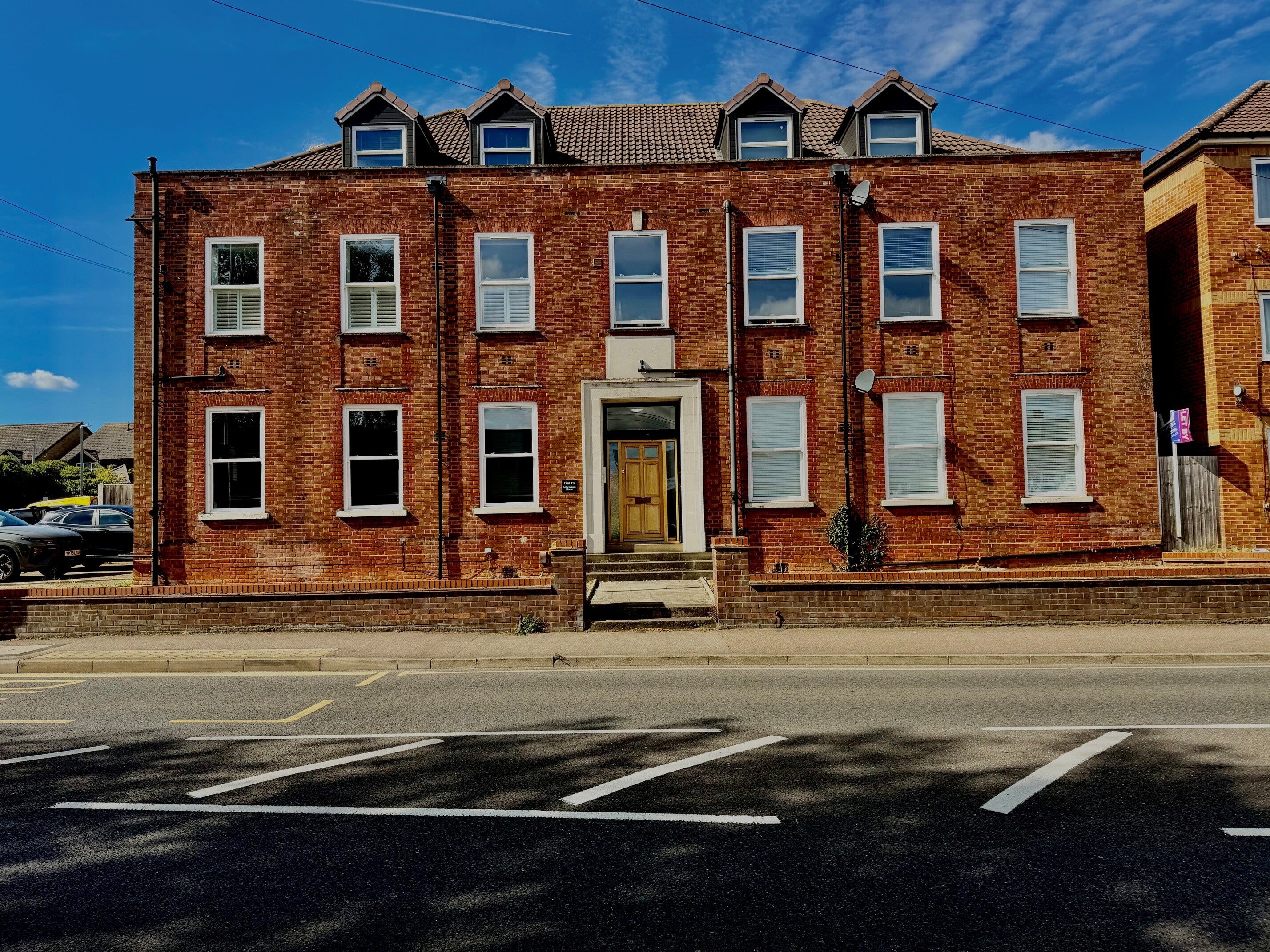 Flat Shortmead Street in Biggleswade