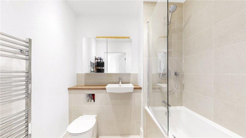 Room Anderson Square in Greater London