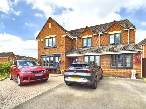 House The Broads in St Helens