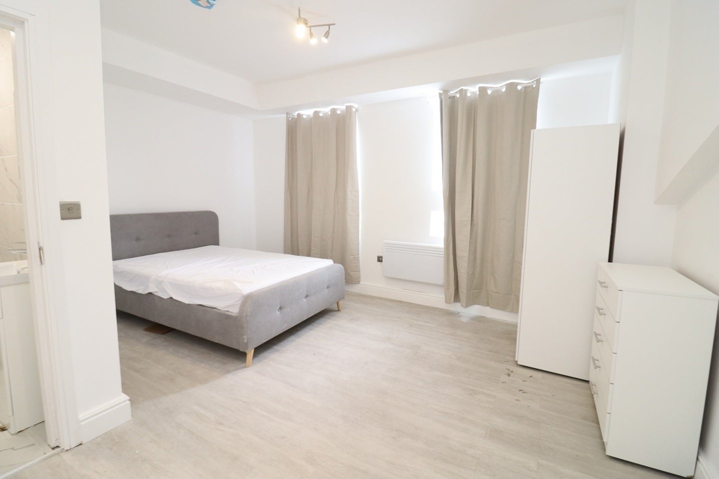 Flat Calderwood Street in London