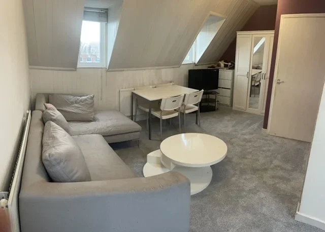 Flat Cricklewood Broadway in Greater London
