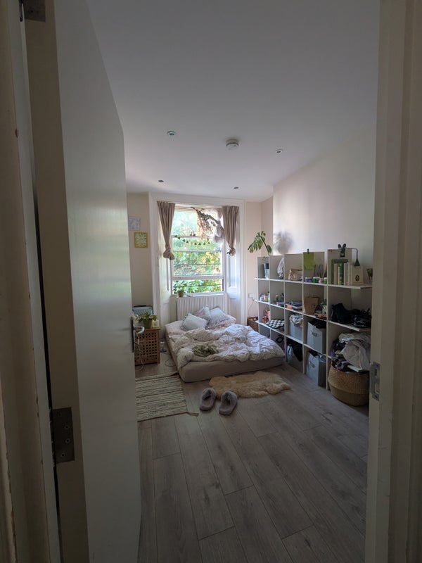 Room Albion Road in Greater London