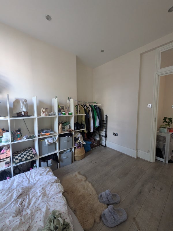 Room Albion Road in Greater London