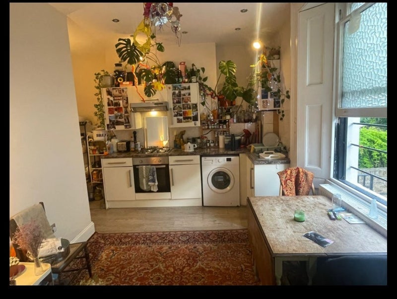 Room Albion Road in Greater London