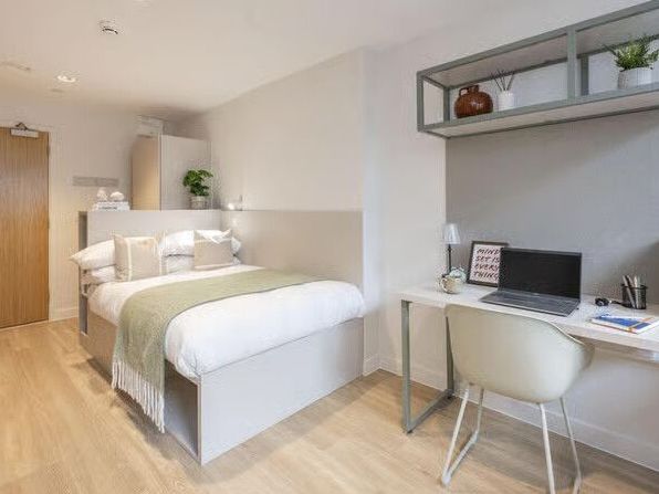 Room Marlborough Street in Bristol