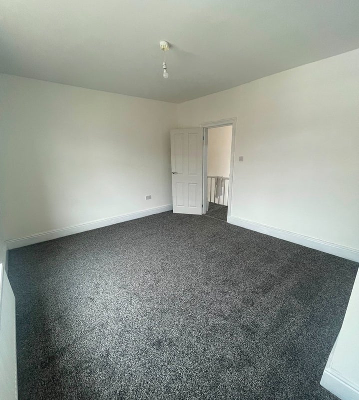 Room Sackville Street in Kirklees