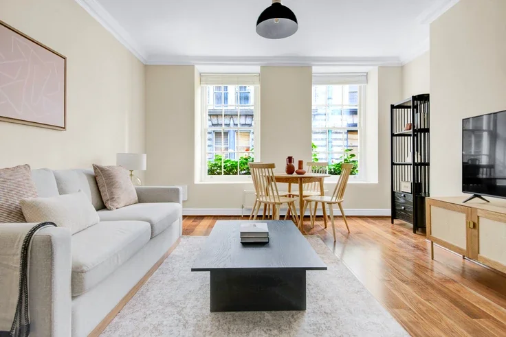Flat John Adam Street in City of Westminster