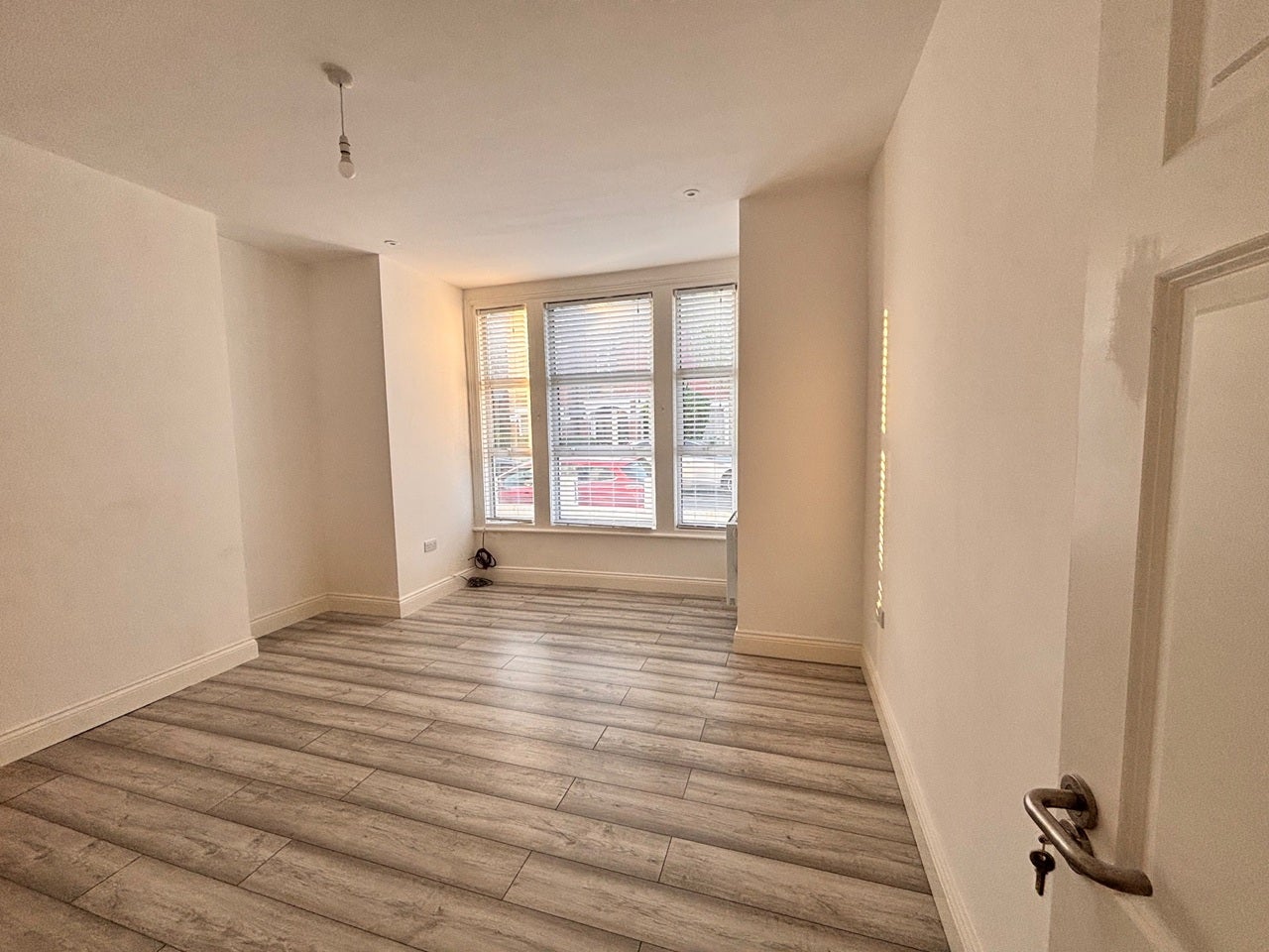 Room Cargill Road in Greater London