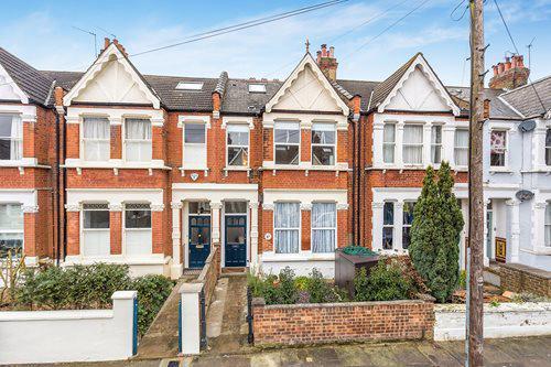 Flat Maldon Road in Greater London