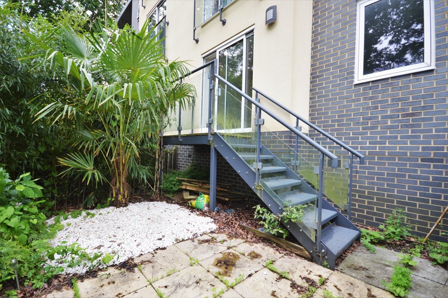 Flat Inglemere Road in Greater London