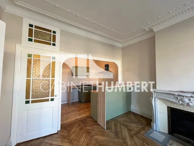Appartement Place Fourneyron à Saint-Étienne