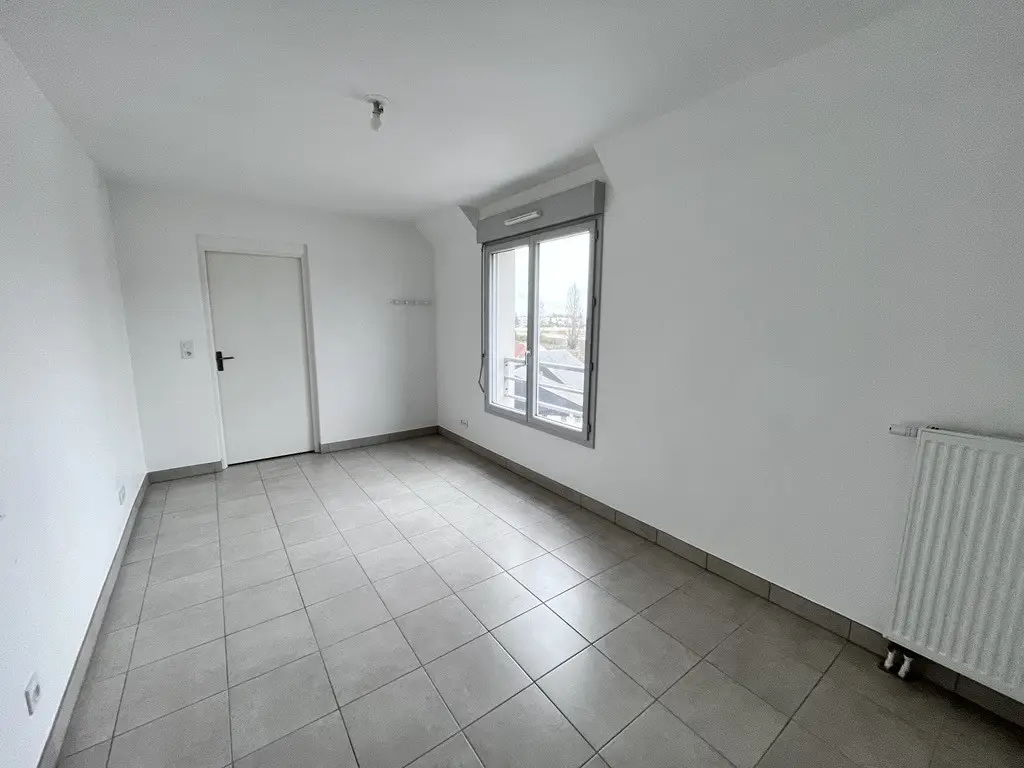 Flat Rue du Maréchal Leclerc in Lucé