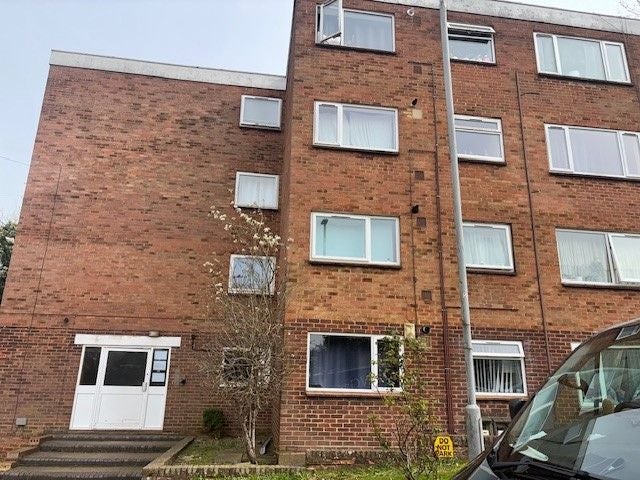 Flat Bonnick Close in Luton