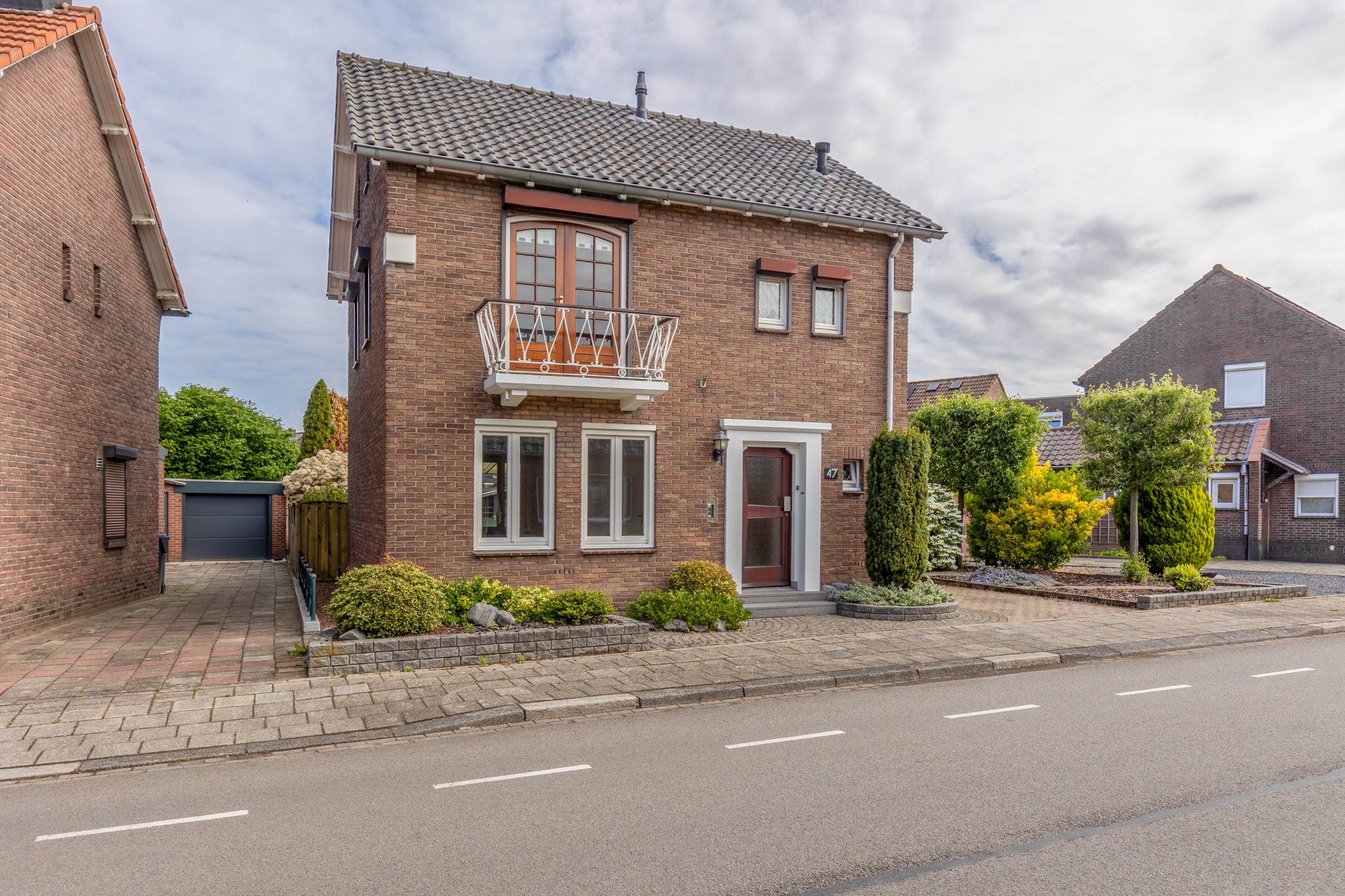 Vrijstaande woning te koop: Raadhuisstraat 47, Grevenbicht