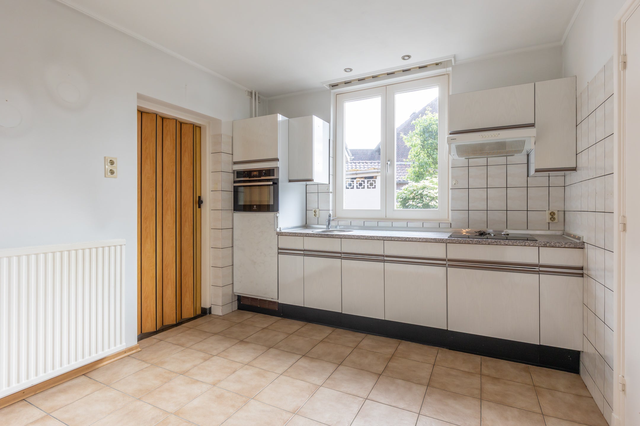 Vrijstaande woning te koop: Raadhuisstraat 47, Grevenbicht