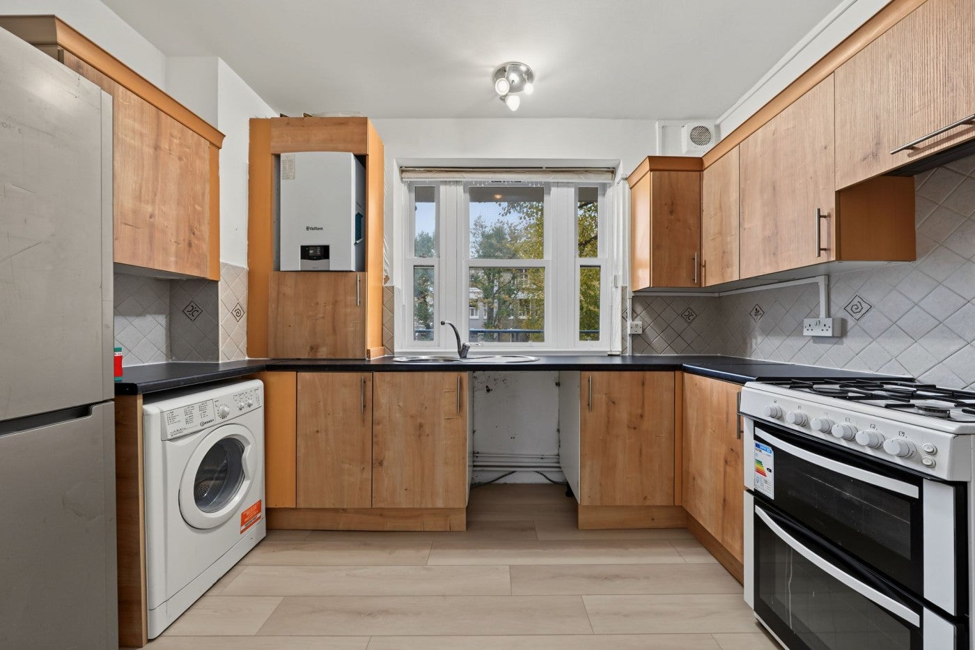 Flat Lordship Road in Greater London