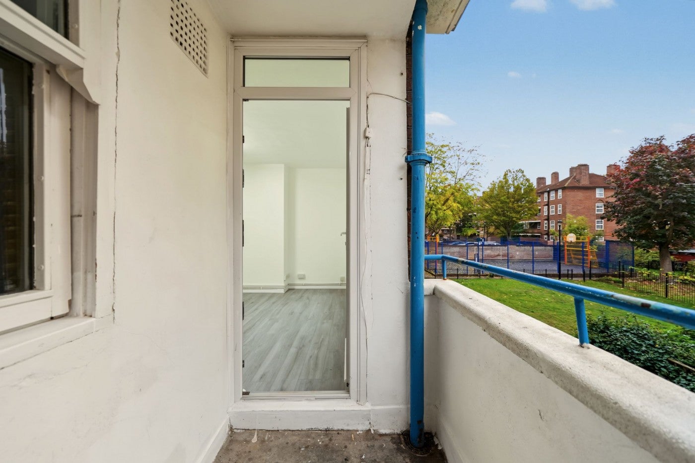 Flat Lordship Road in Greater London