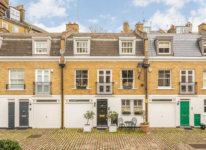 House Elnathan Mews in City of Westminster
