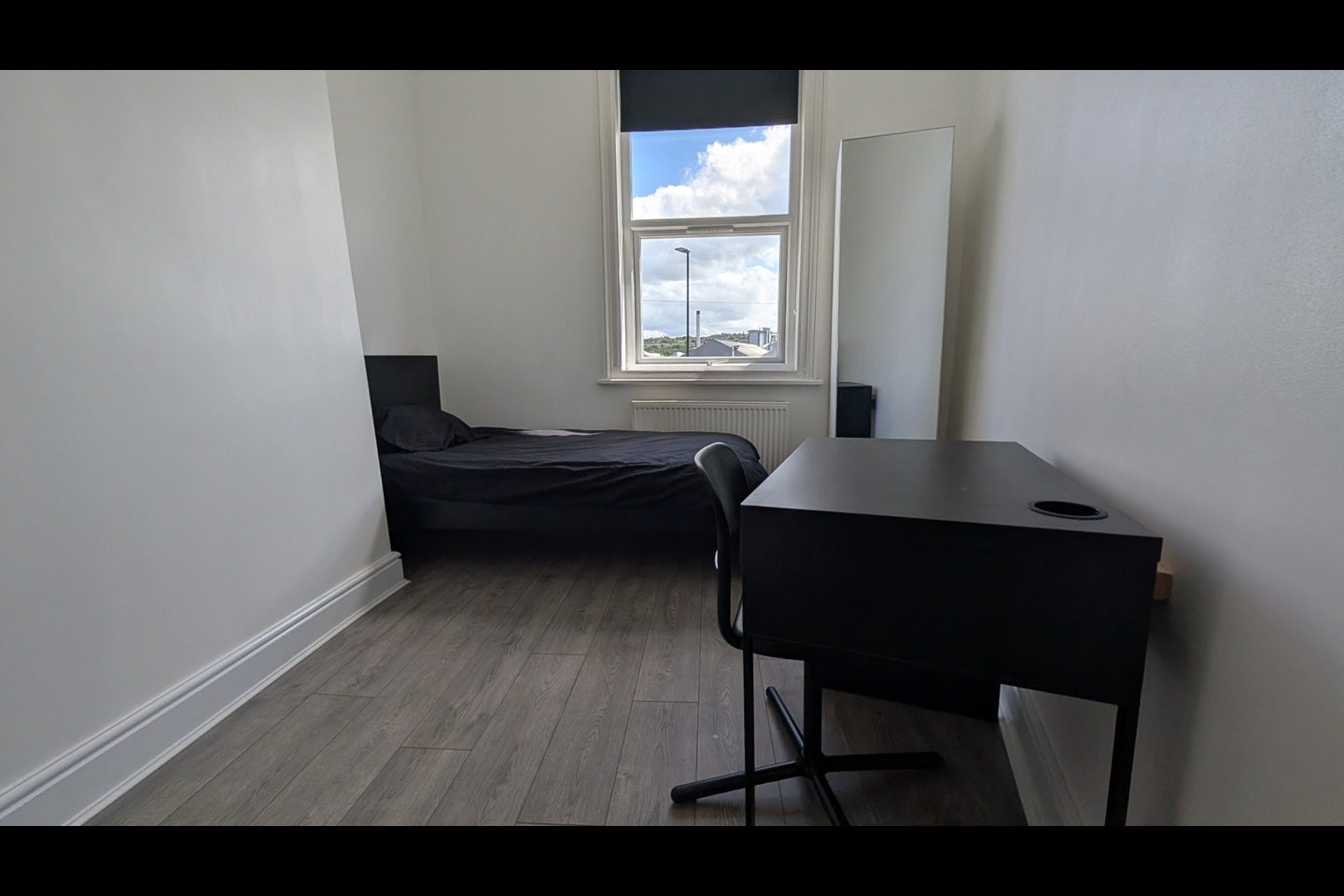 Room Gower Street in Sheffield