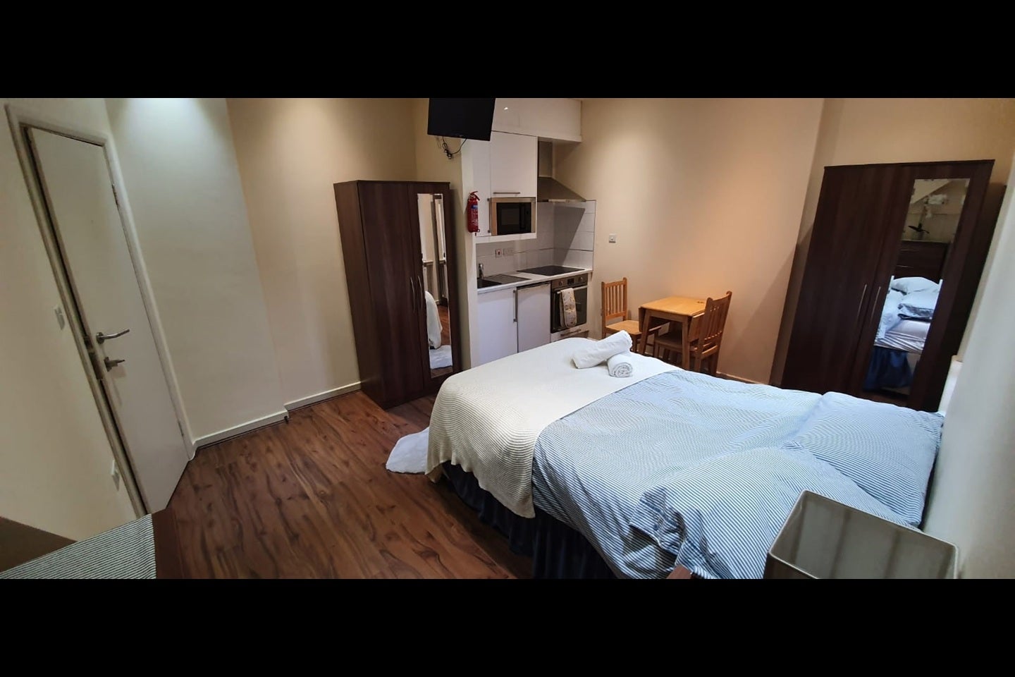 Flat Ashmore Road in City of Westminster
