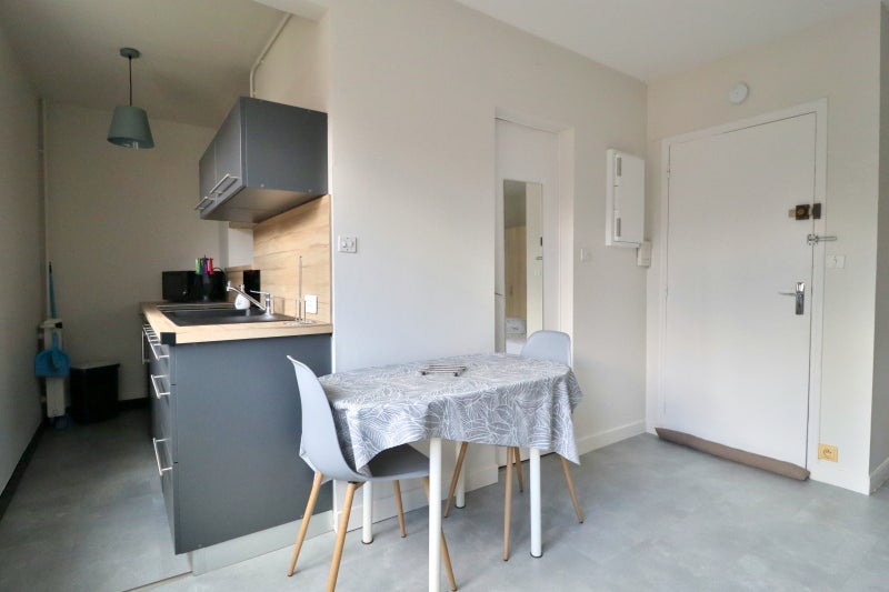 Room Boulevard de Dijon in Saint-Julien-les-Villas