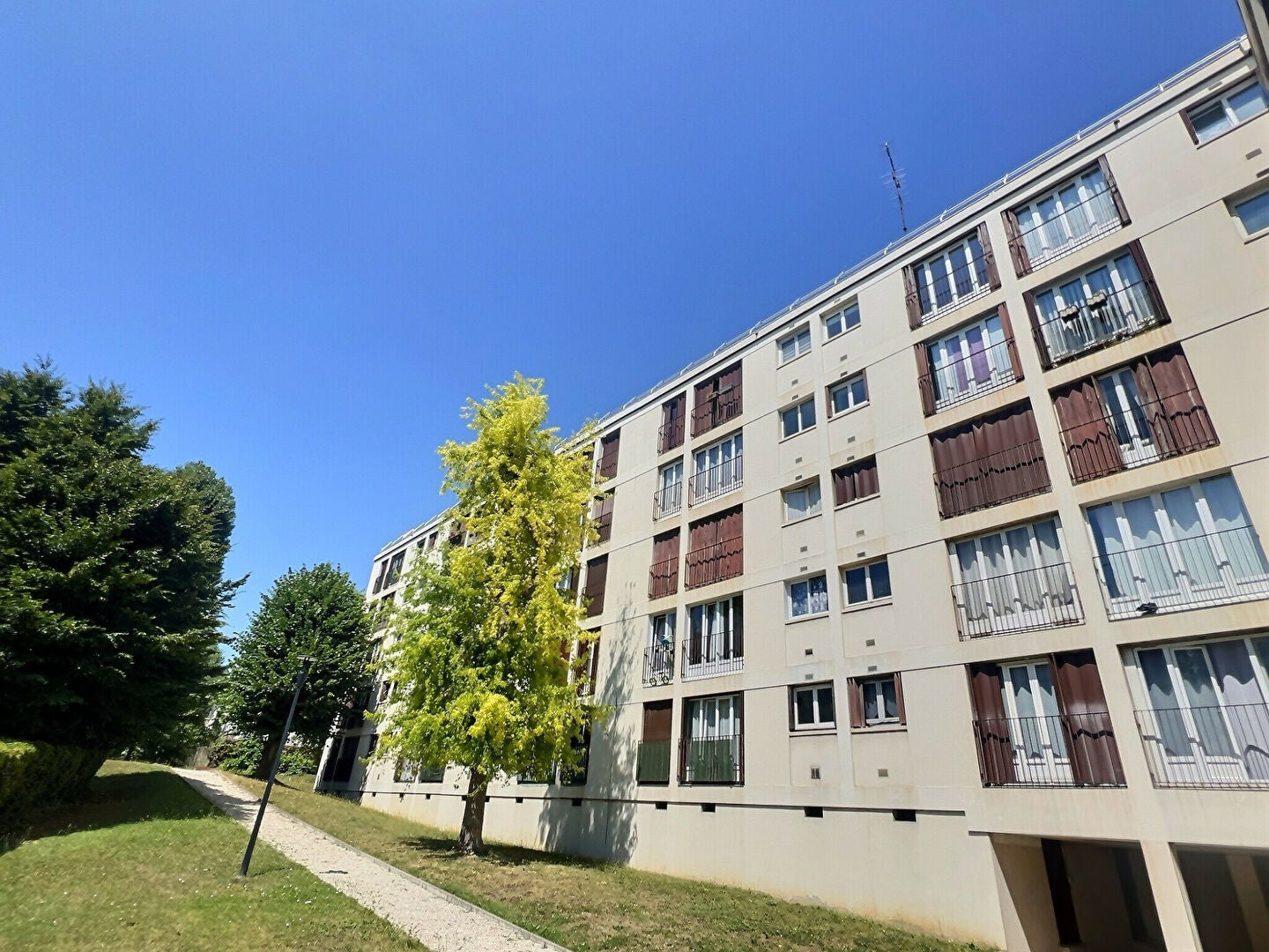 Flat Rue Victor Basch in Thiais