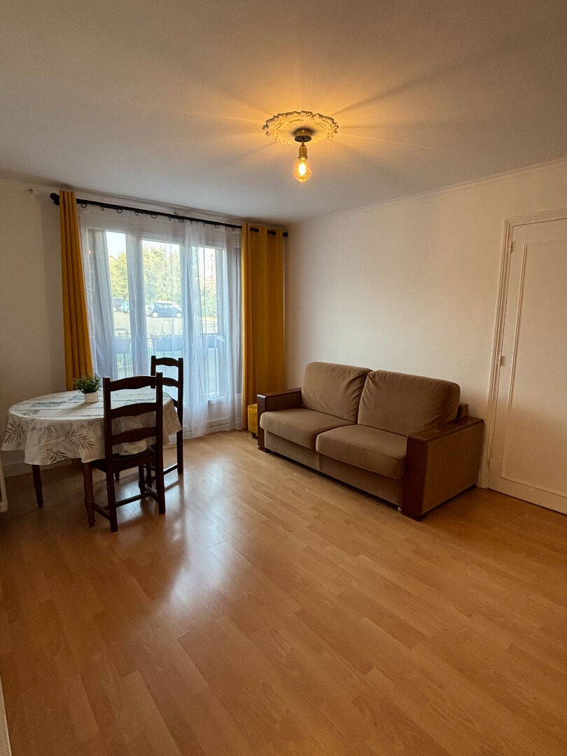 Appartement Rue Victor Basch à Thiais
