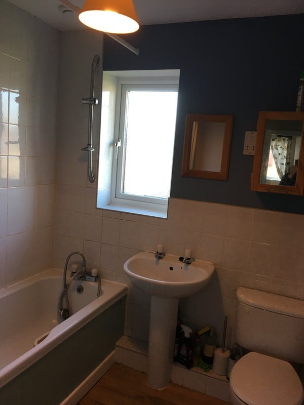 Room Plattbrook Close in Manchester