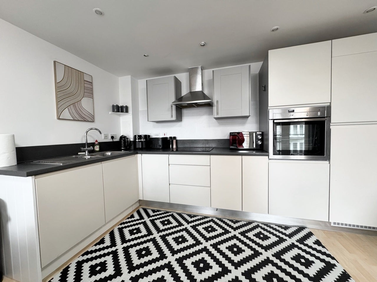 Flat Winterthur Way in Basingstoke and Deane